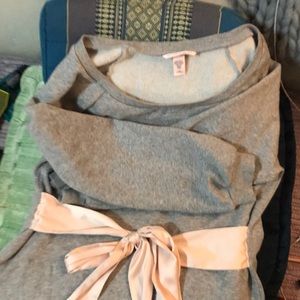 🦄🦄 5/25 Victoria Secret’s Fleece, Pink Satin Tie